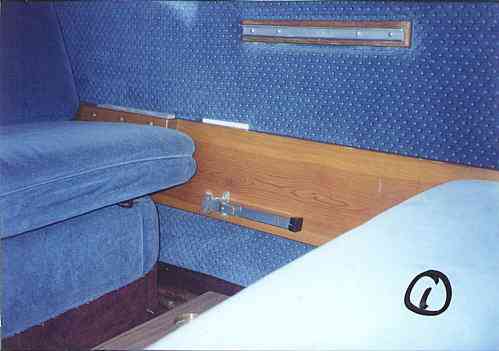 dinette-double_bed-1.JPG (499x351; 13 KBytes)