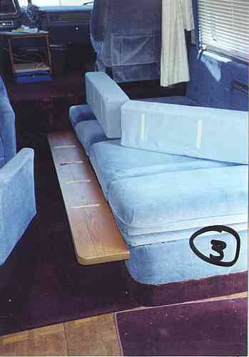 dinette-double_bed-3.JPG (349x501; 12 KBytes)