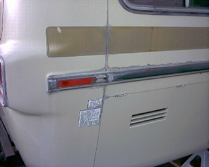 75 E II RR Corner Lamp.jpg (700x560; 30 KBytes)